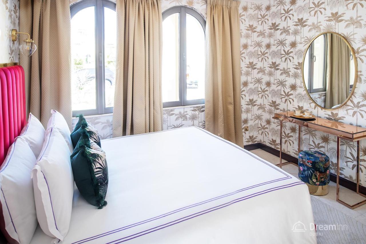 Dream - Los Palma's Beachfront Villa Dubai