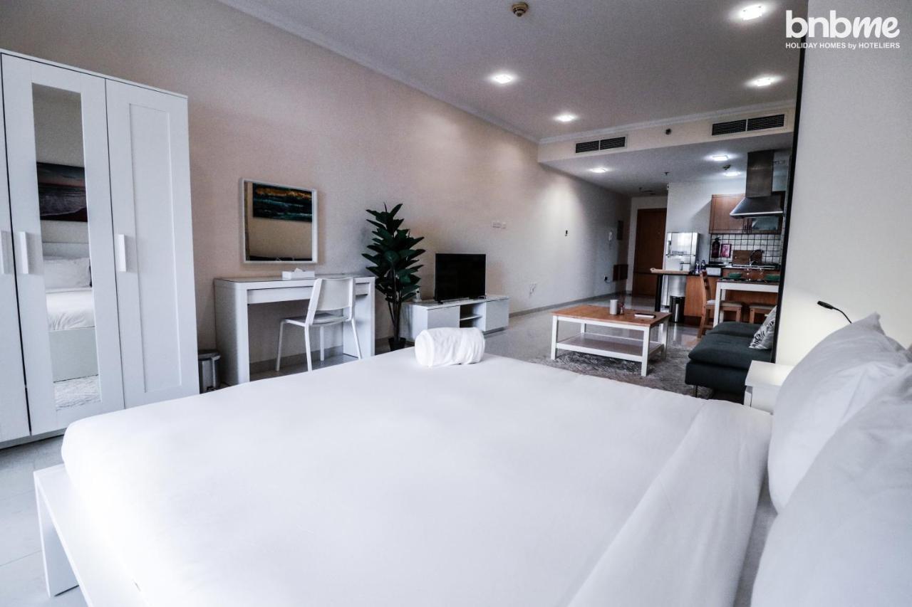 Bnbme Homes - Stylish Studio Silicon Oasis - 124 Dubai