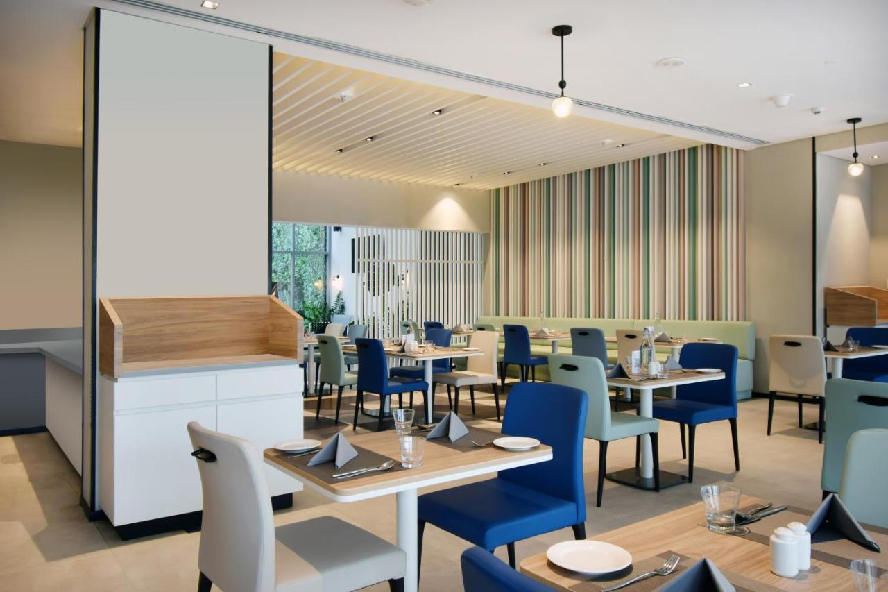 Lemon Tree Hotel, Jumeirah Hotel Dubai
