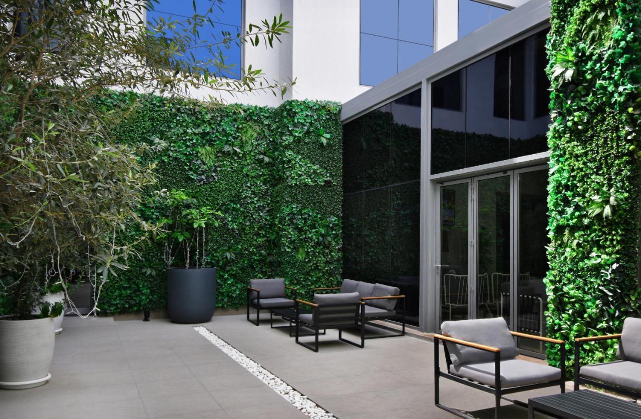 Lemon Tree Hotel, Jumeirah 4* Dubai