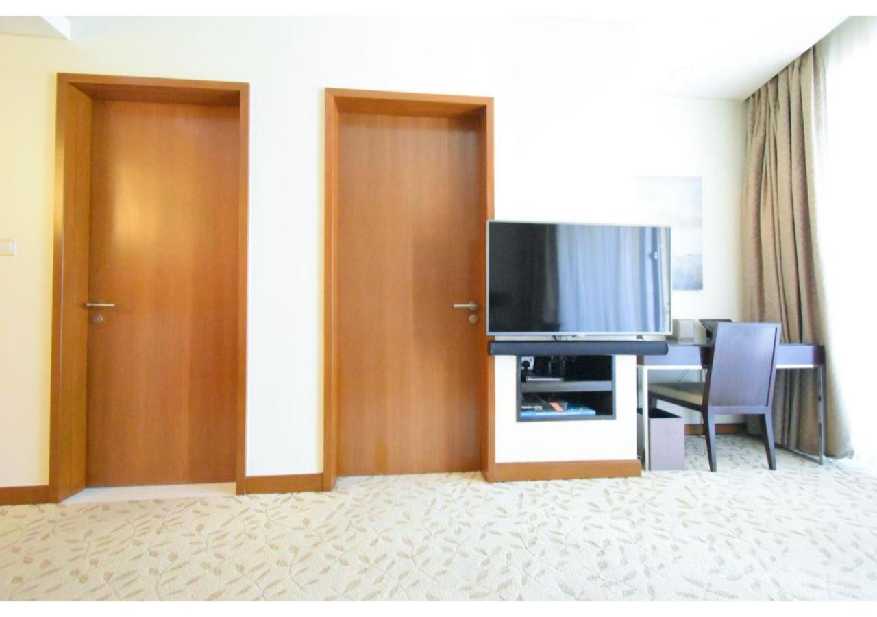 The Address Mall Luxury 1bed Balcony Apartment Dubai
