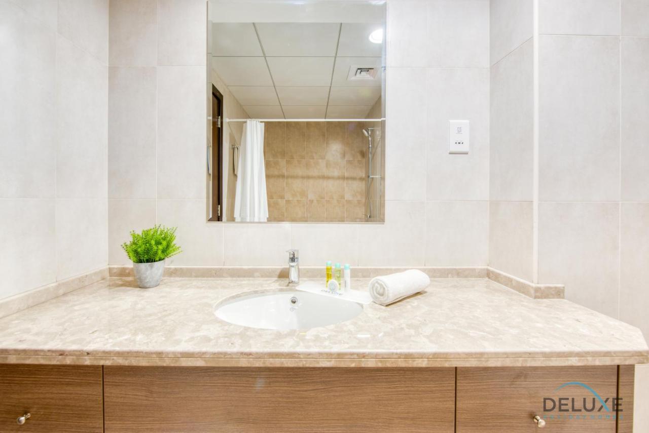 Sunny 1br At Canal Residences West Sports By Deluxe Homes Apartment