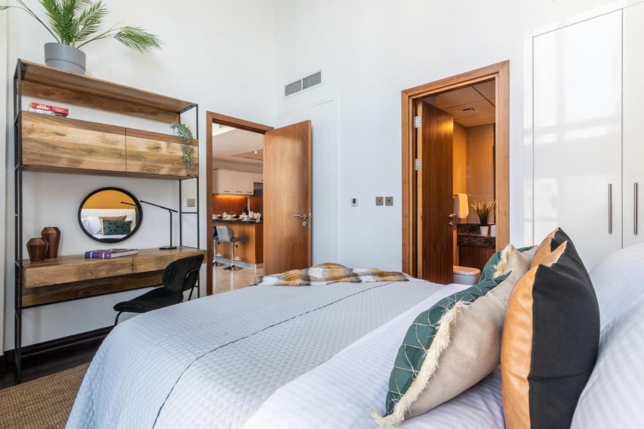 The Smart Concierge - Bay Apartment *