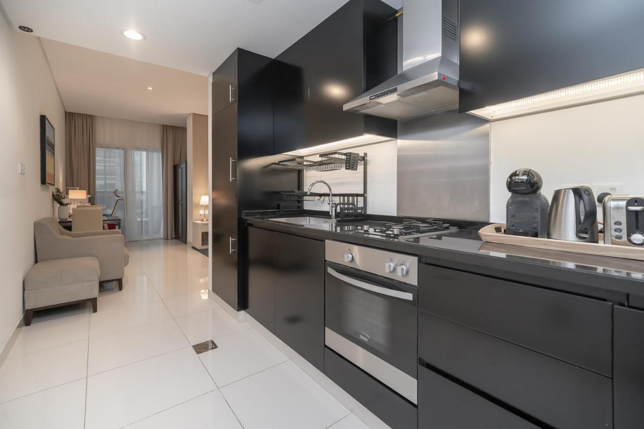 Apartment Higuests - Cozy Studio With Balcony In Business Bay Dubai