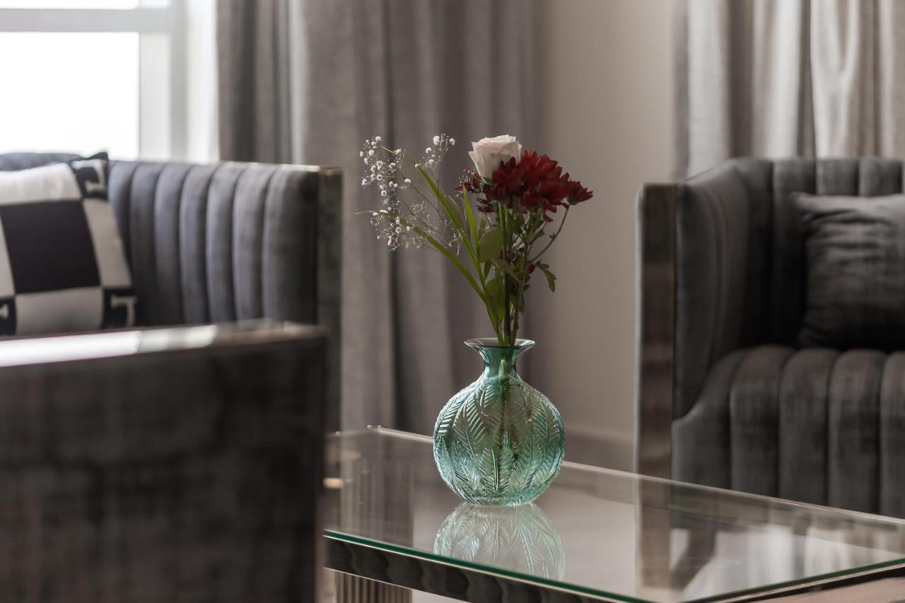 Higuests - Luxury Apartment, 10-min Walk To Harbor Apartment Dubai