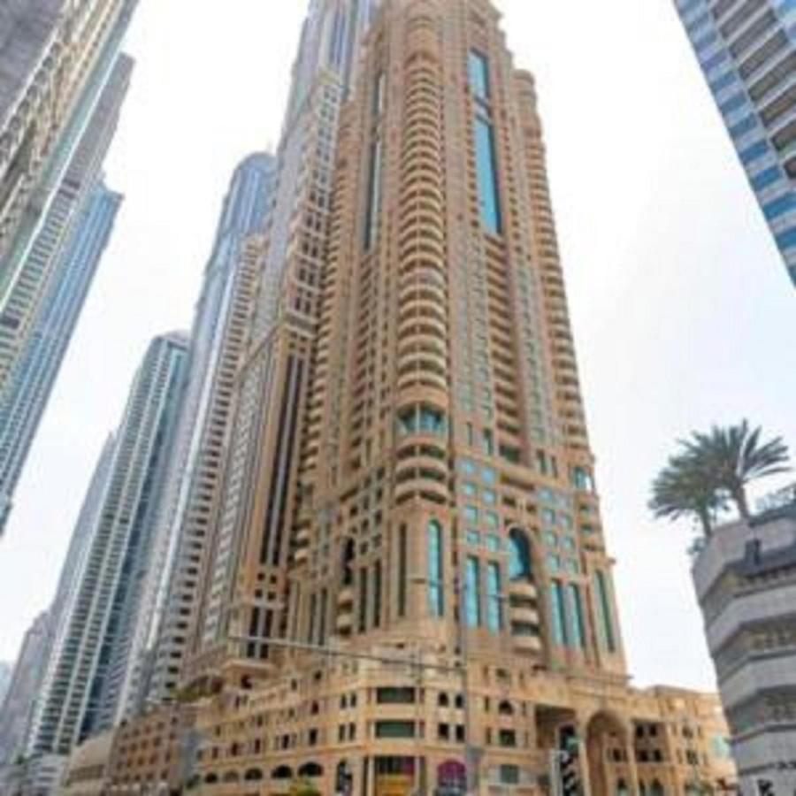 Green Sky * Dubai