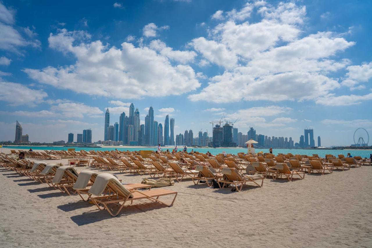 Gorgeous 2br In Fairmont Daire Dubai