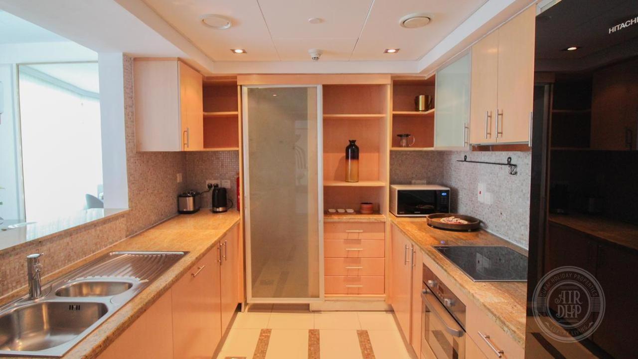 Amaizing 2 Bed . Park Island Marina *