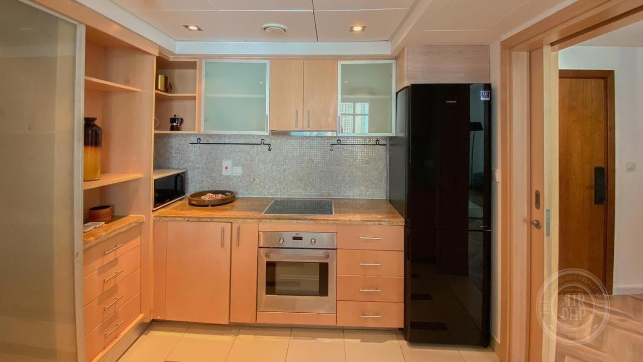 Amaizing 2 Bed . Park Island Marina Apartment *