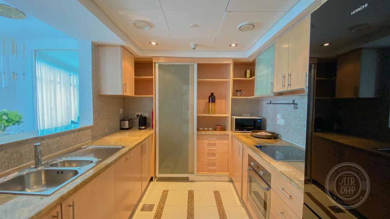 Amaizing 2 Bed . Park Island Marina Dubai