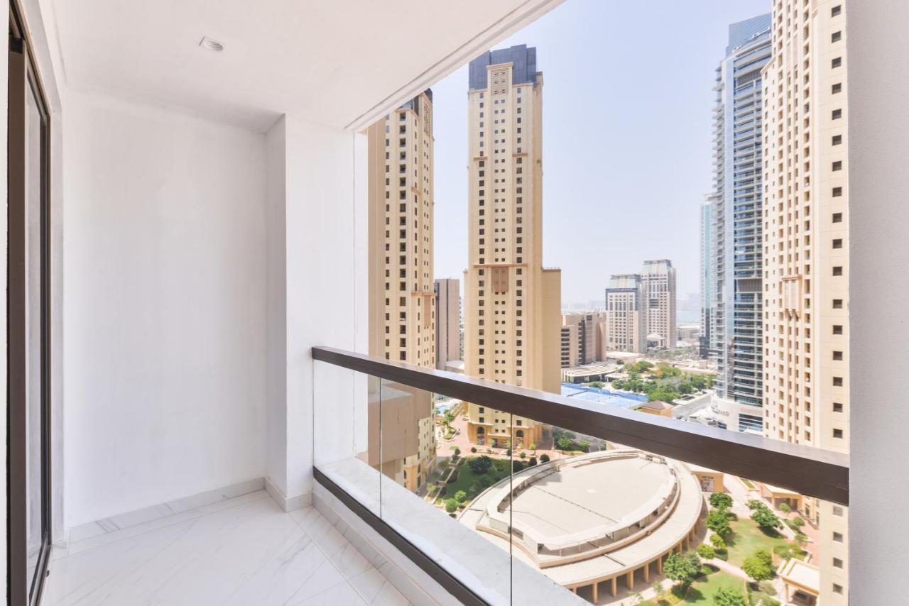 Waterfront Luxury 3br With Maids In Jbr, Daire
