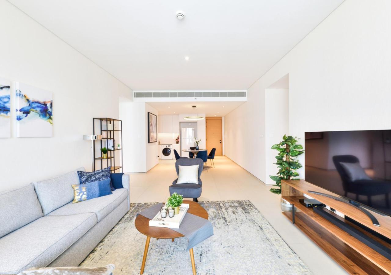 Elegant 2 Bedroom Apt With Spectacular Views In The Address Apartment *