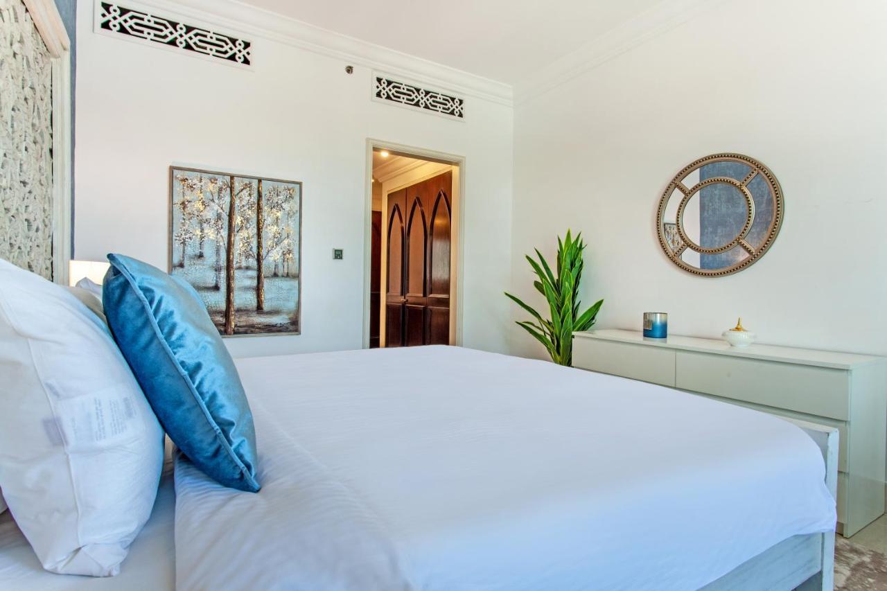 Bnbmehomes - Traditional Meets Modern In Downtown - 5041 Apartment Dubai