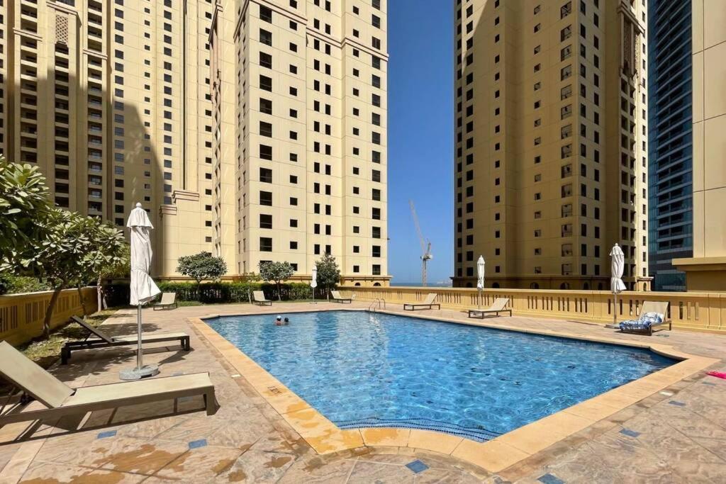 The Smart Concierge - Bahar 6 Apartment Dubai