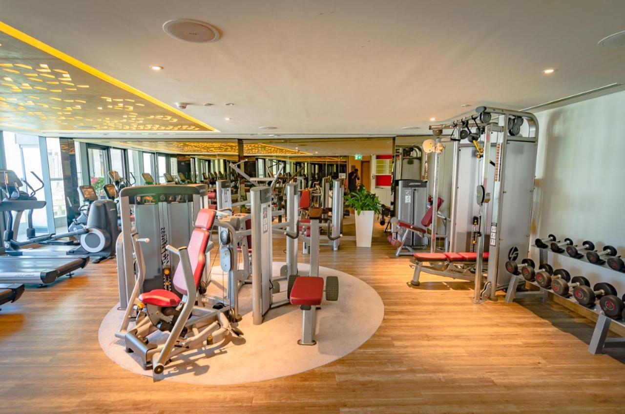 Royal Club By Rvhr, Paramount Tower B, Business Bay Dubai