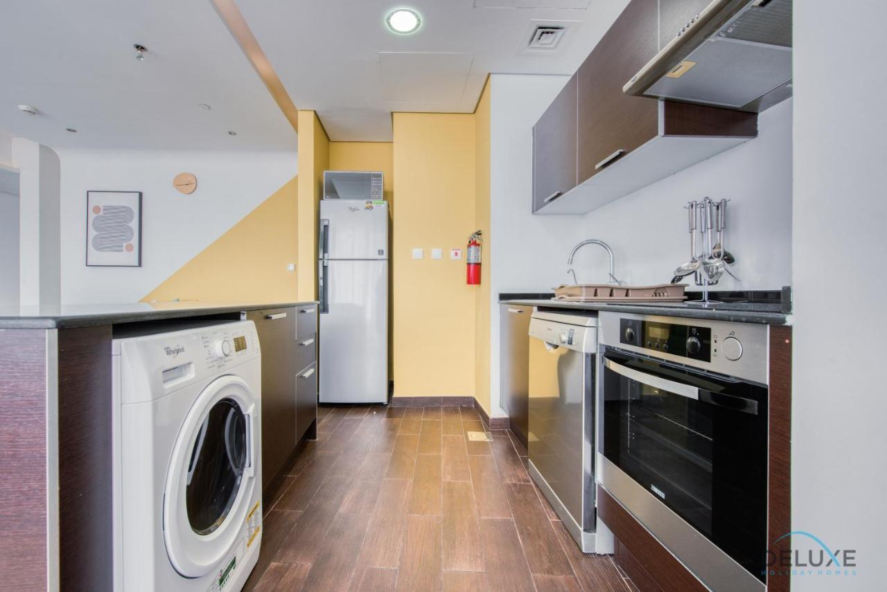 Homely 1br At The Matrix Sports By Deluxe Homes