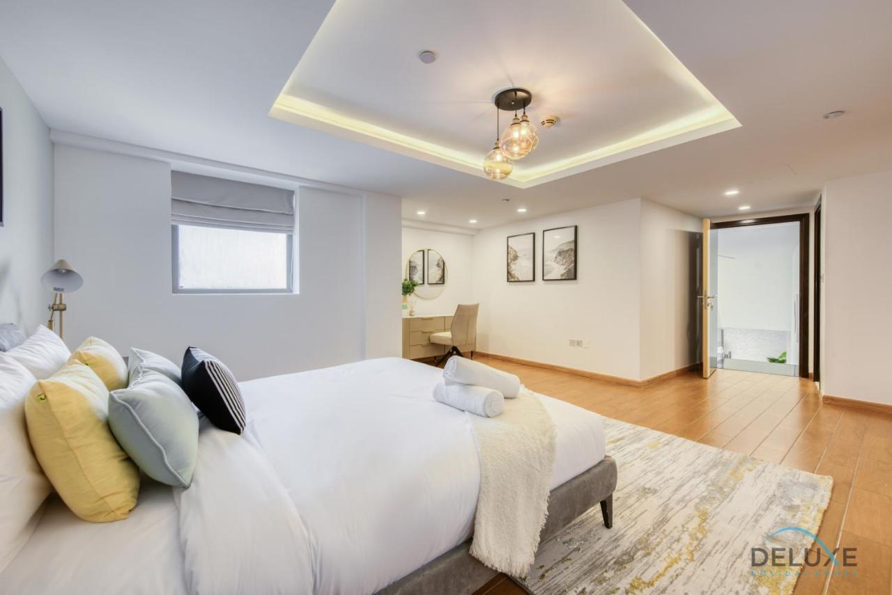 Daire Outstanding 3br At Sadaf 7 Jbr By Deluxe Homes *
