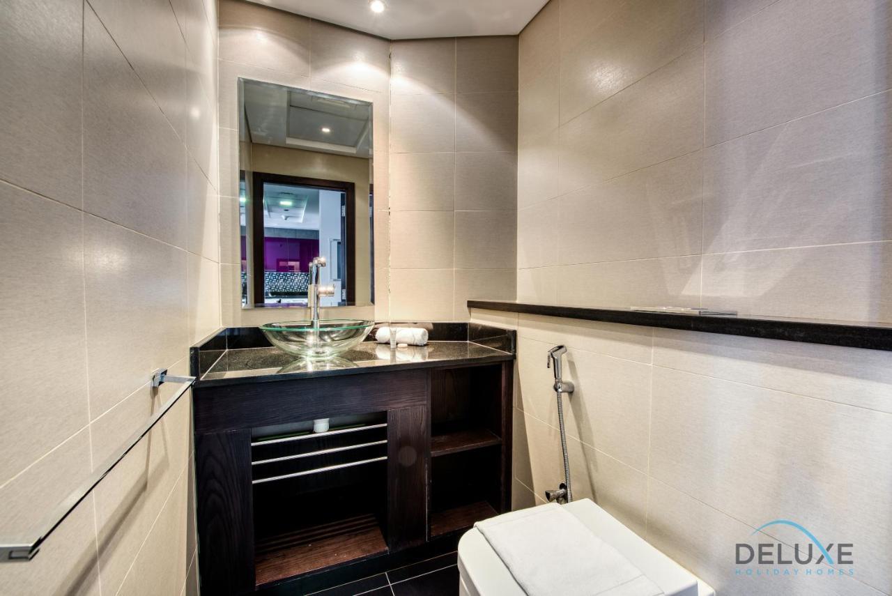 Sea Views 1br In The Heart Of Marina By Deluxe Homes Apartment Dubai