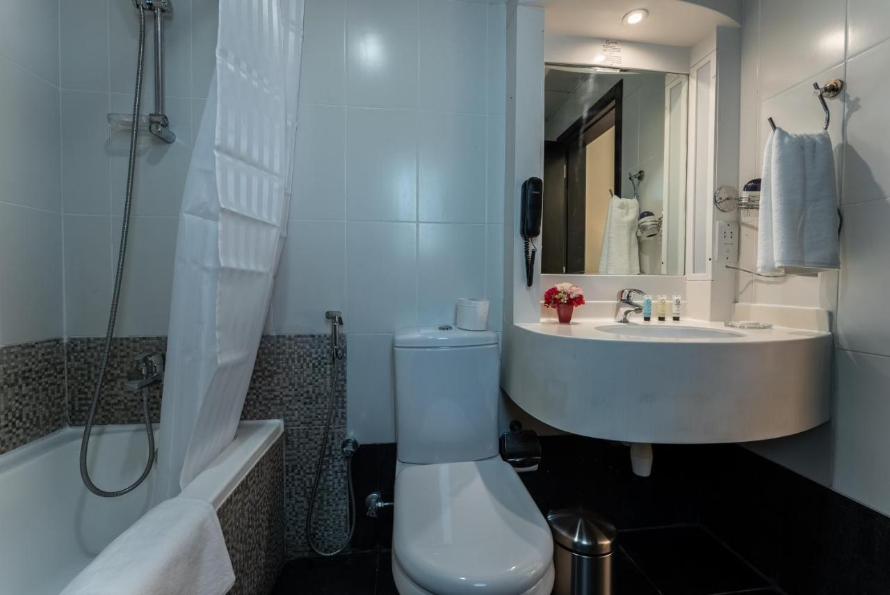 Gulf Oasis Fz Llc 3*
