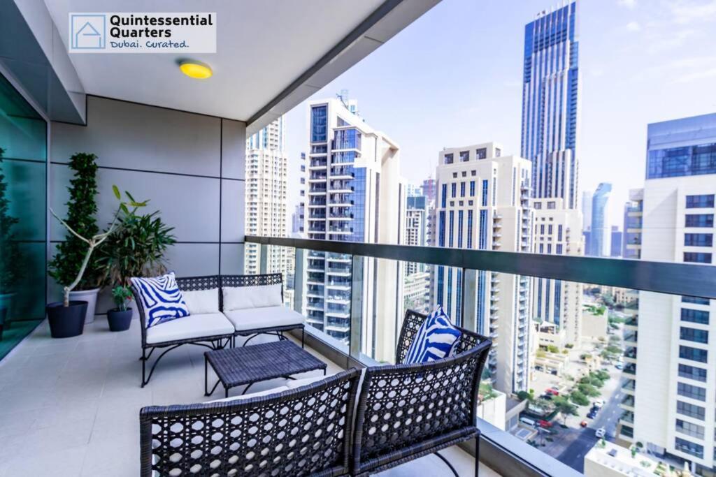 Downtown Cozy + Partitioned Living Daire Dubai
