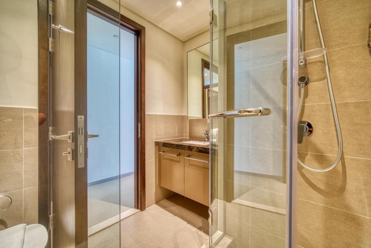 Incredible Views From Classy With Terrace Daire *