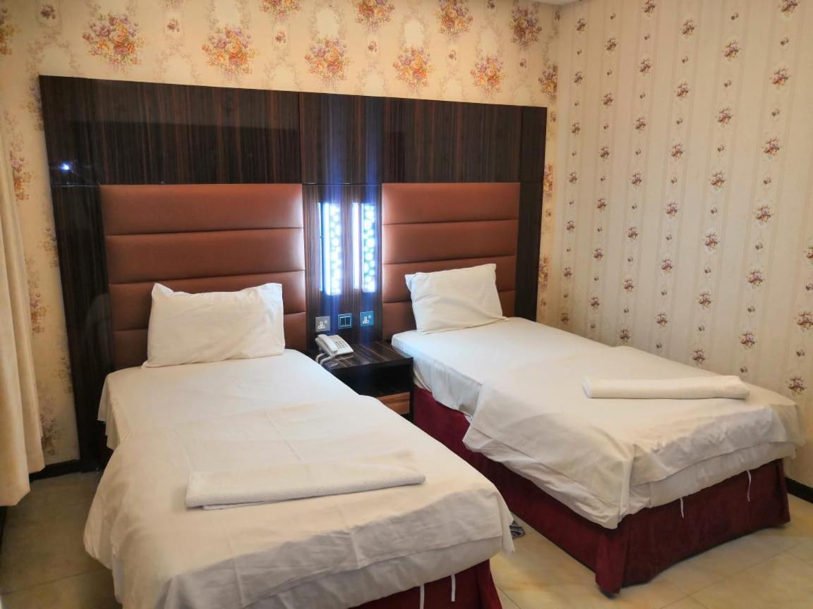 Hotel Burj Nahar L.l.c *