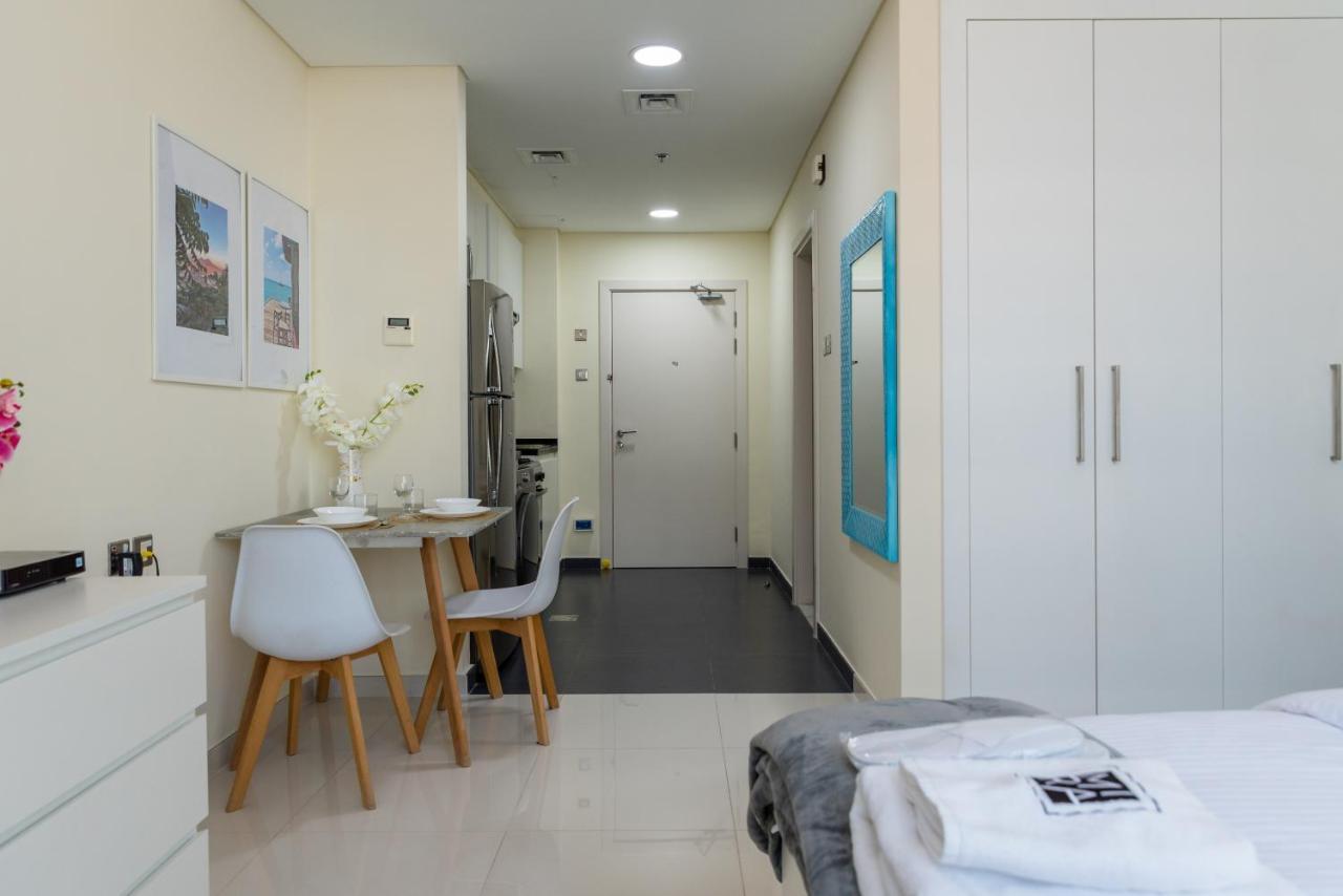 Mira Holiday Homes - Cozy Studio In Damac Hills Apartment