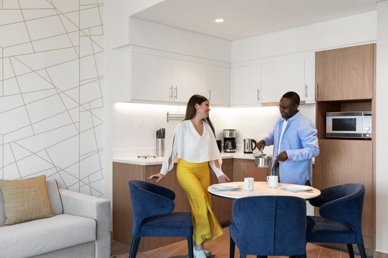Adagio Deira 4*
