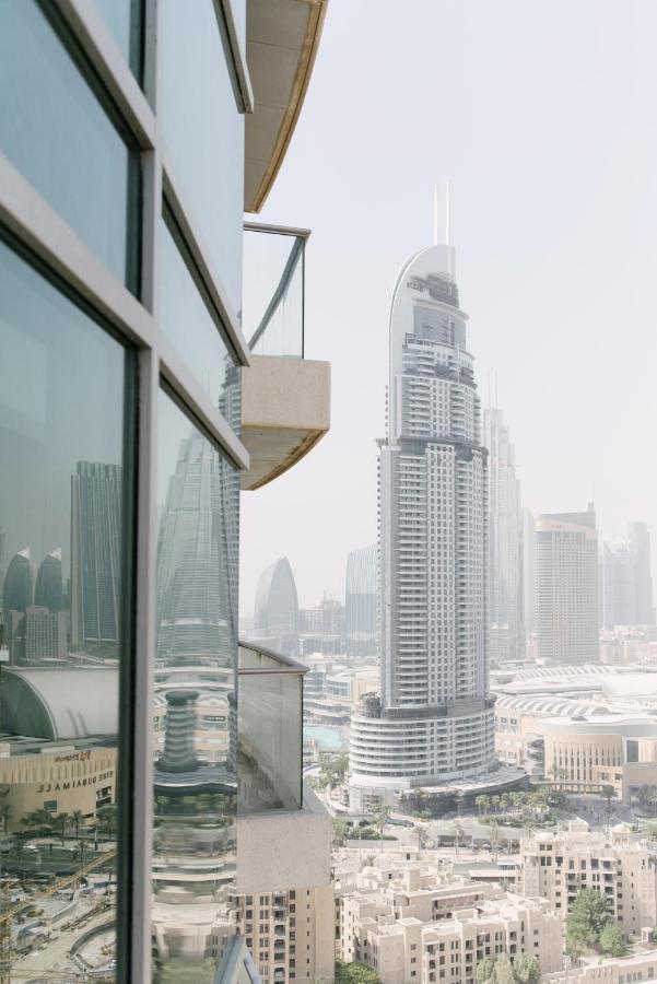 Boutique Living - Burj Views Downtown Apartment