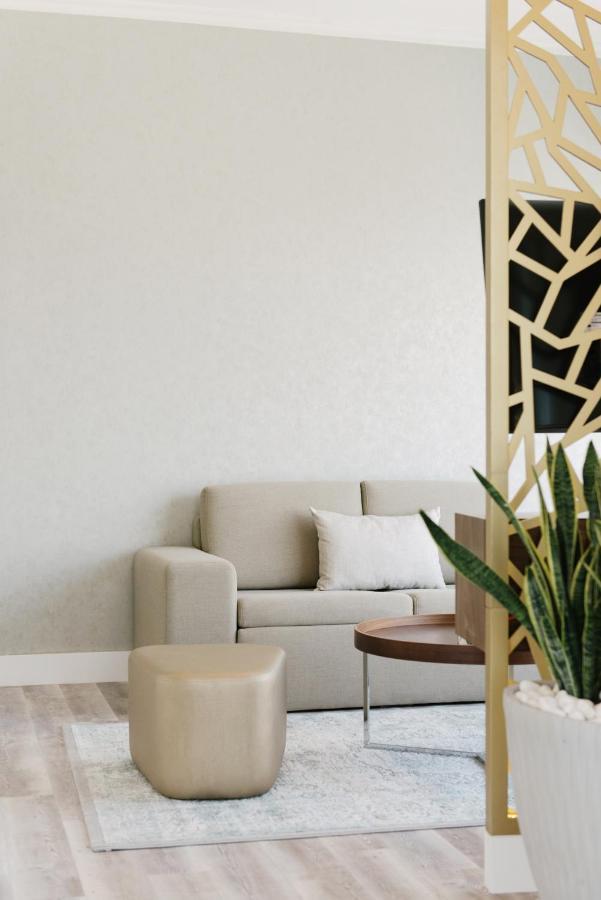 Boutique Living - Burj Views Downtown Apartment Dubai
