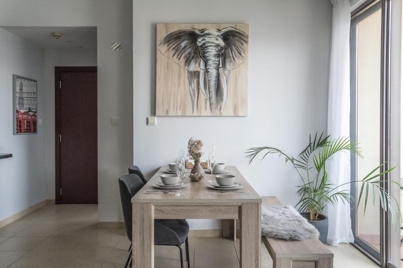 Higuests - Artistic Waterfront Apt, Perfect For Lovers Daire *