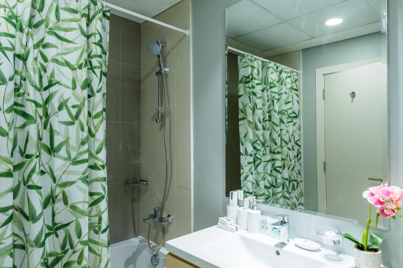 Mira Holiday Homes - Cozy Studio In Damac Hills Apartment