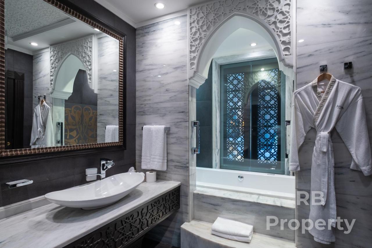 Zabeel Saray Royal Residences Lagoon Villa *