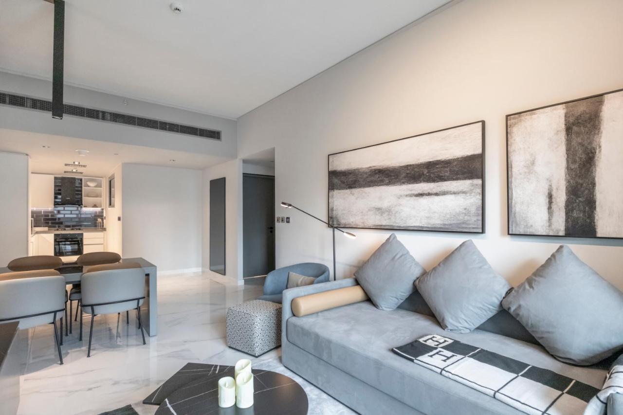 Apartment Fam Living - Mag318 - Business Bay Dubai
