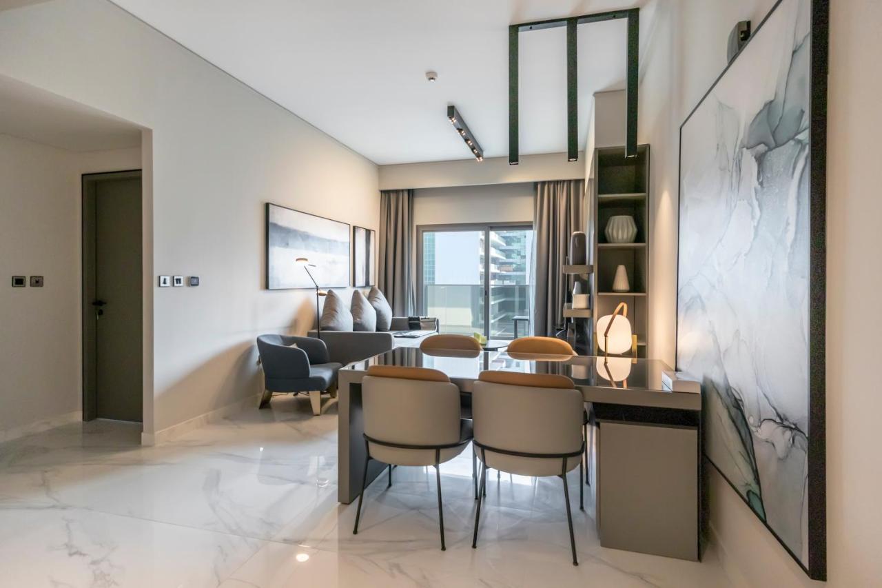 Apartment Fam Living - Mag318 - Business Bay Dubai