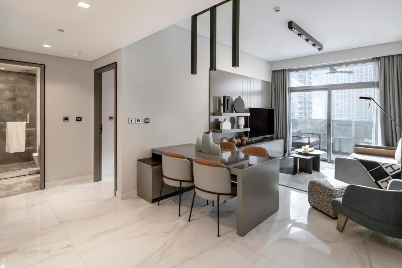 Fam Living - Mag318 - Business Bay * Dubai