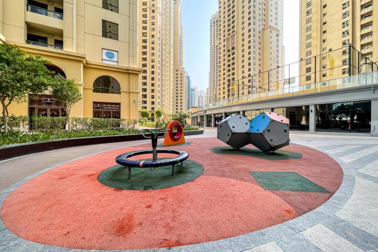 Daire Spacious 1br Next To Jbr Cinema Rimal B3 - Nox Homes Dubai