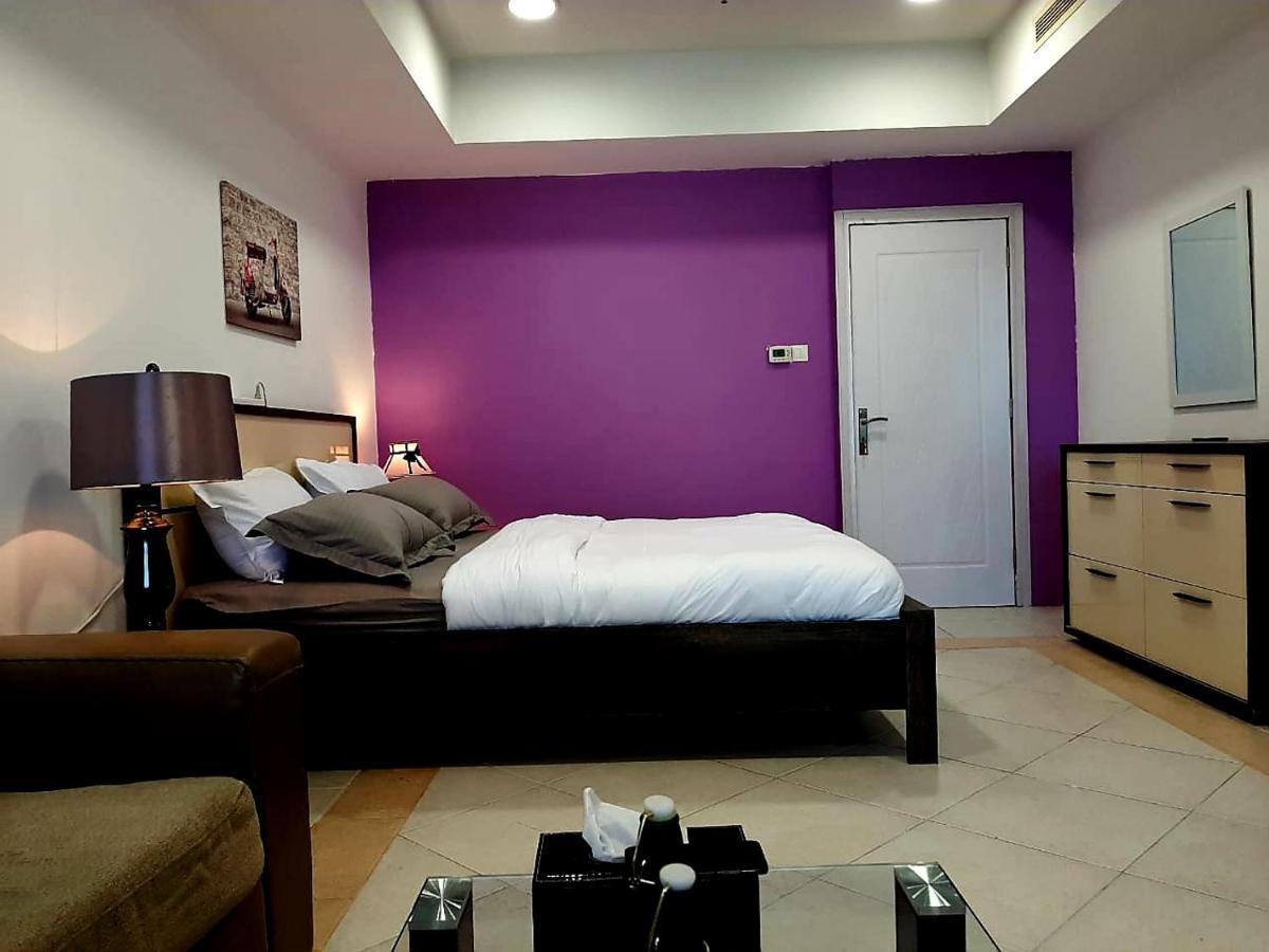 3 Bedroom Sea View Princess Marina ! Walk To Beach *
