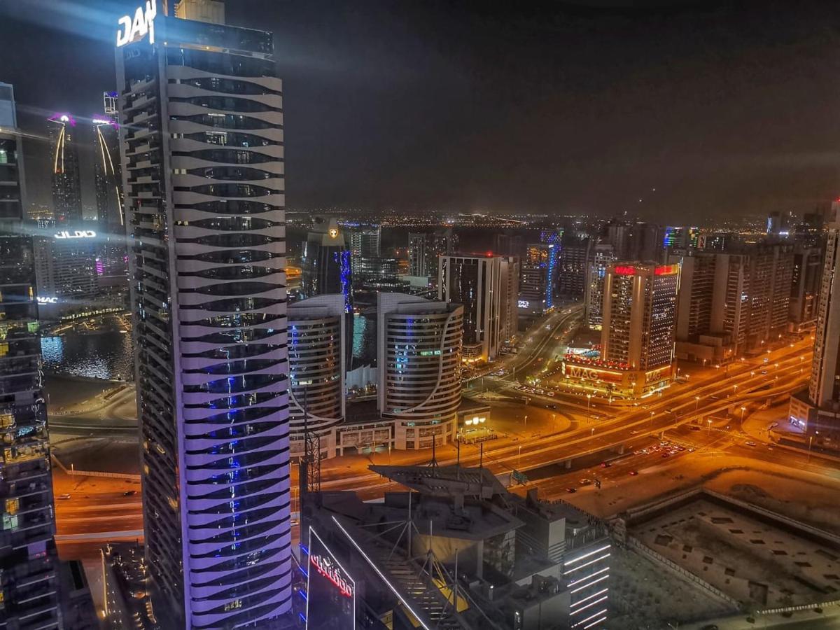 Luxurious - Damac Mall Street