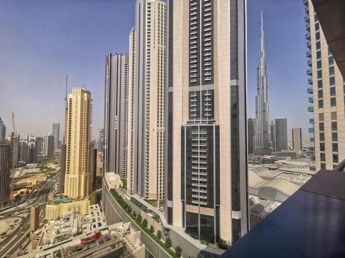 Luxurious - Damac Mall Street
