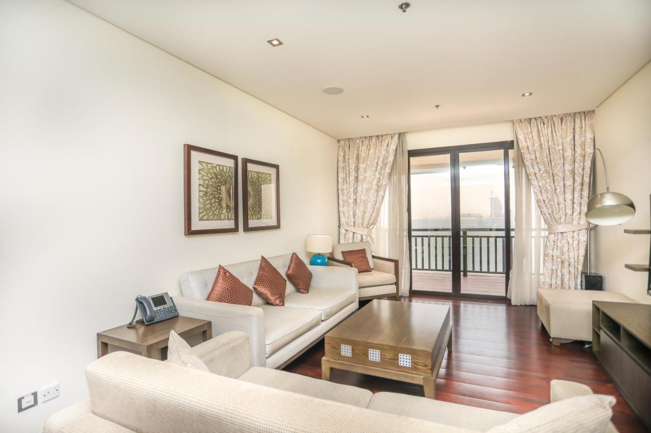 Signature Living Resort Apartments With Private Beach And Laguna Pool , Palm Jumeirah