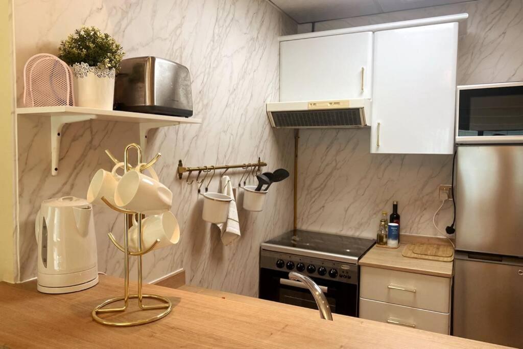 Luxury Studio In Marina -home Away From Home! Daire *