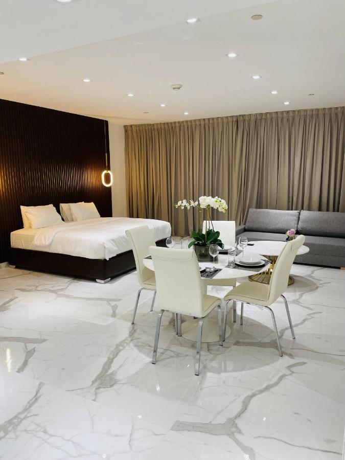 Luxury Casa Premium - With Full Kitchen, Balcony At Jbr Apartment