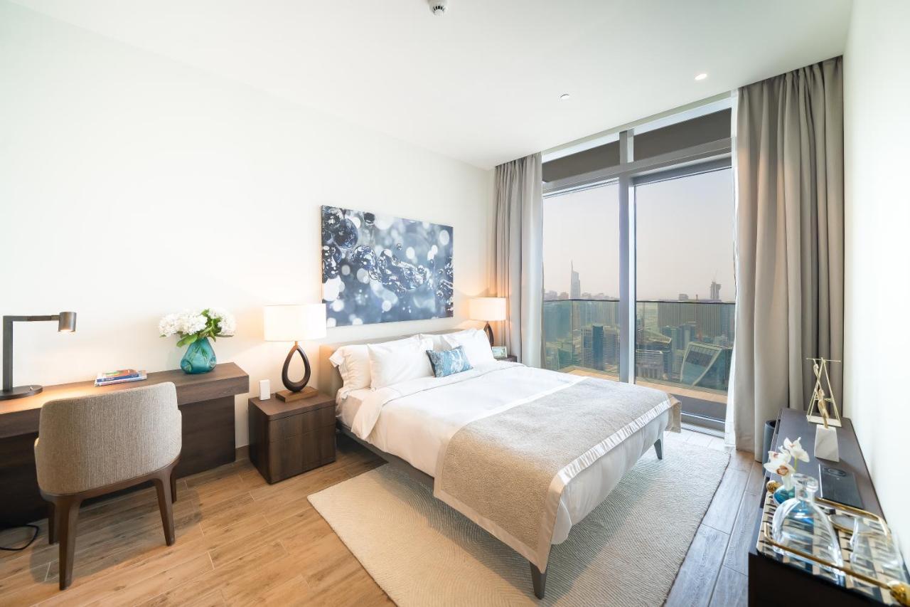 Luton - Marina View At Jumeirah Living * Dubai