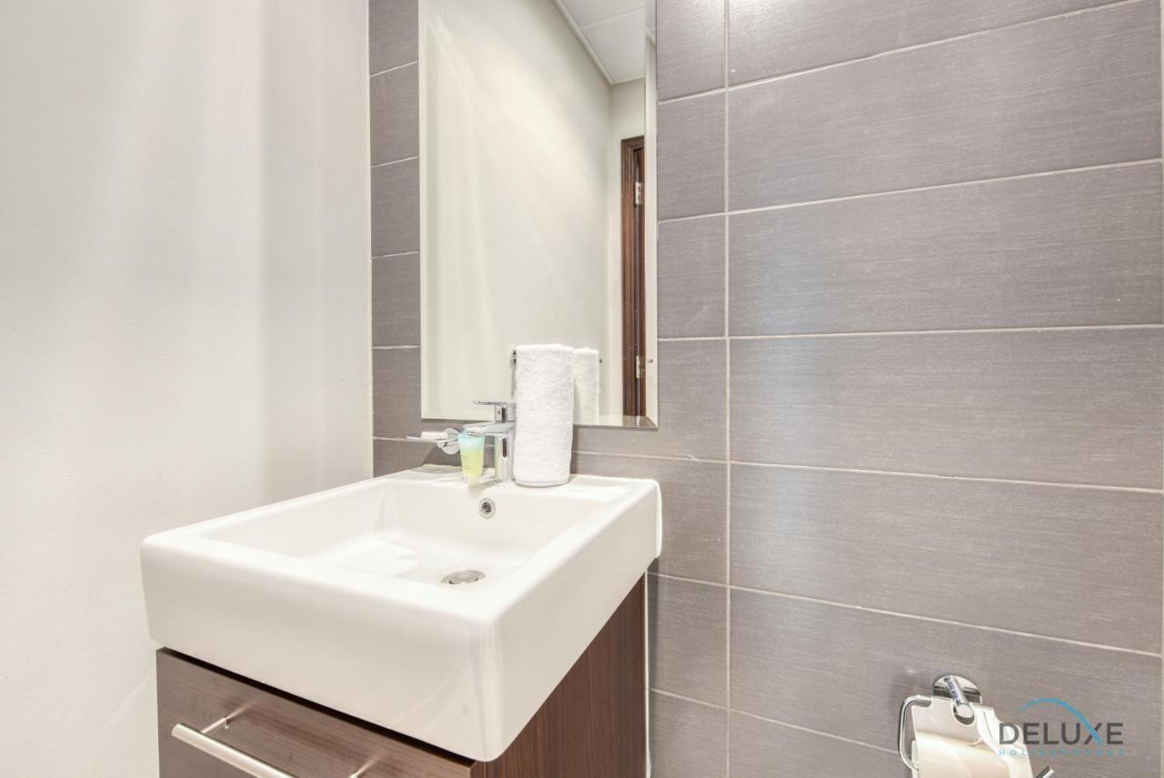 Delightful 3br Townhouse At Damac Hills 2 Dubailand By Deluxe Homes Apartment *