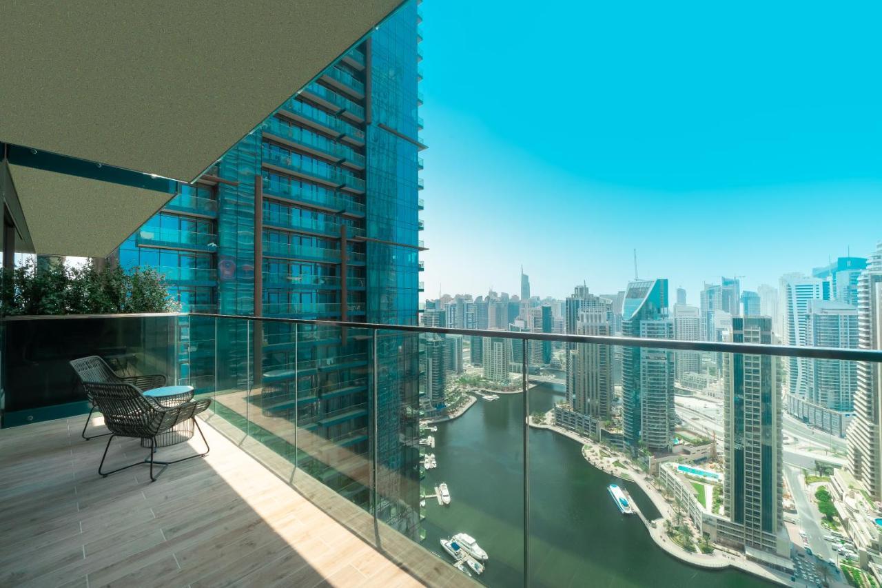 Luton - Marina View At Jumeirah Living * Dubai