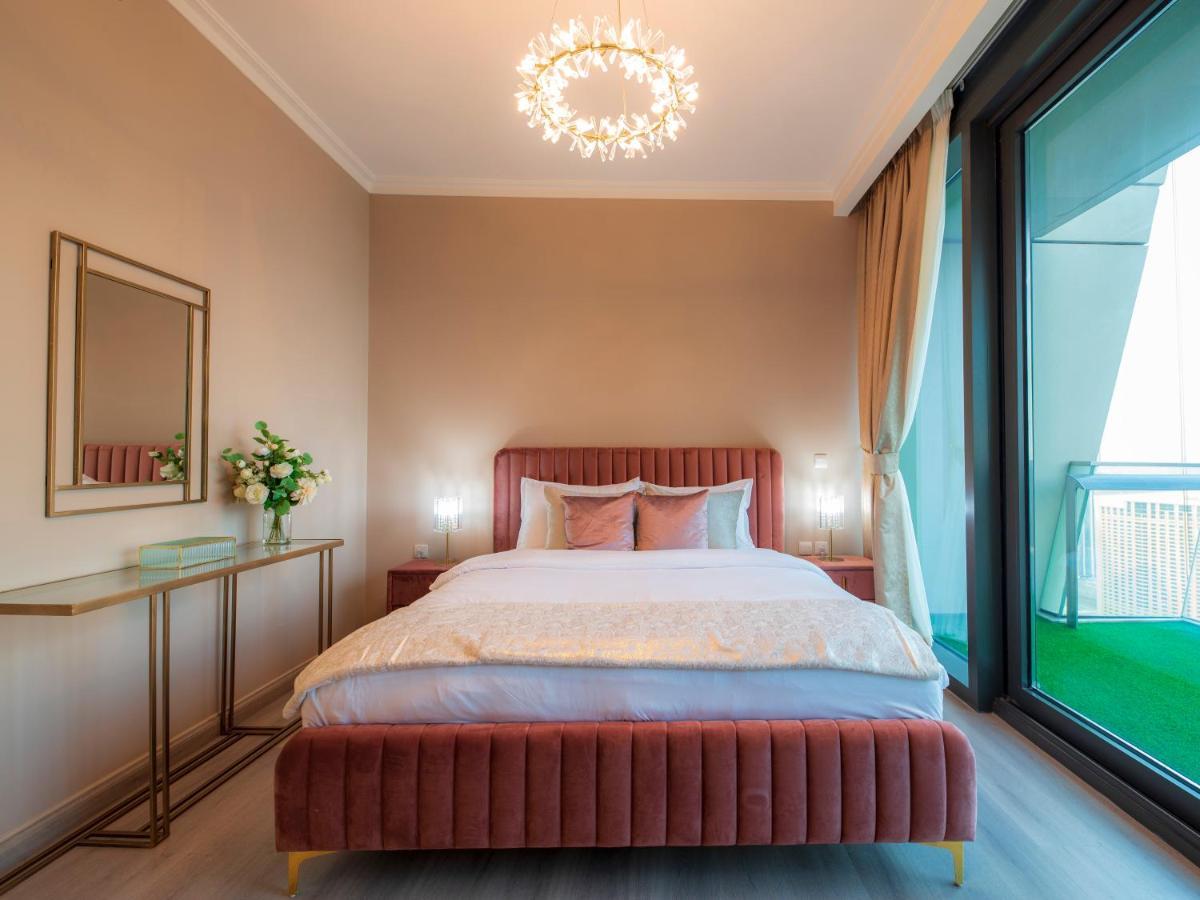 First Class 3br With Full Burj Khalifa And Fountain View Apartment