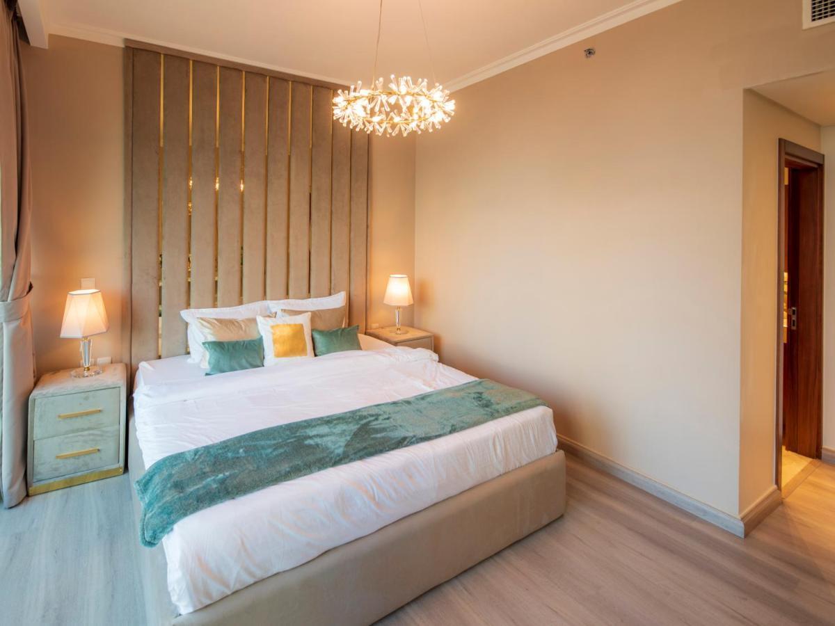 Apartment First Class 3br With Full Burj Khalifa And Fountain View