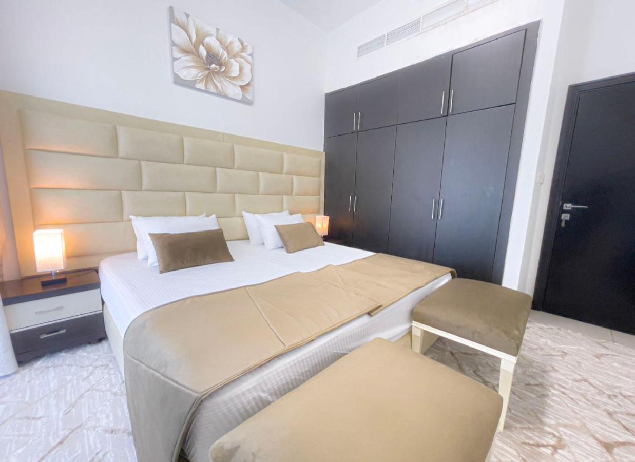 Homestay Private Gorgeous With Marina View With Shared Kitchen In Shared