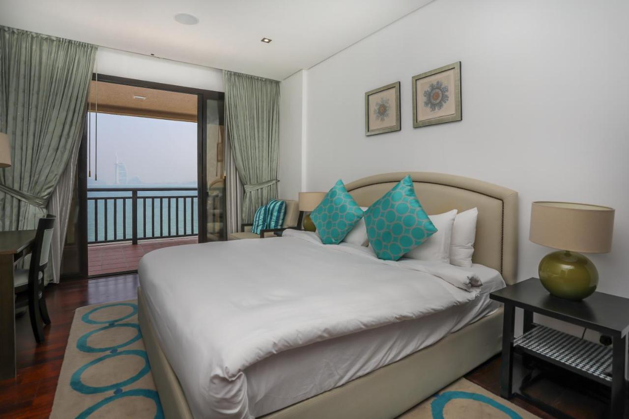 Apartment Signature Living Resort Apartments With Private Beach And Laguna Pool , Palm Jumeirah